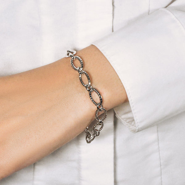 Textured Oval Link Bracelet in 14k White Gold (8.60 mm)